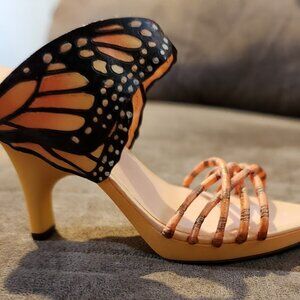 Just the Right Shoe Monarch Figure